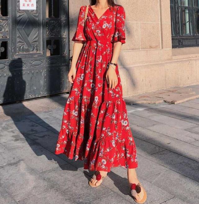 ワンピース 上着 人気 おすすめ おしゃれ お洒落 激安 安い 送料無料 プチプラ 半袖 Vネック ふわふわ ふんわり オーバーサイズ 柄 花柄 コットン 綿 プリント 着痩せ 体型カバー 可愛いの通販は