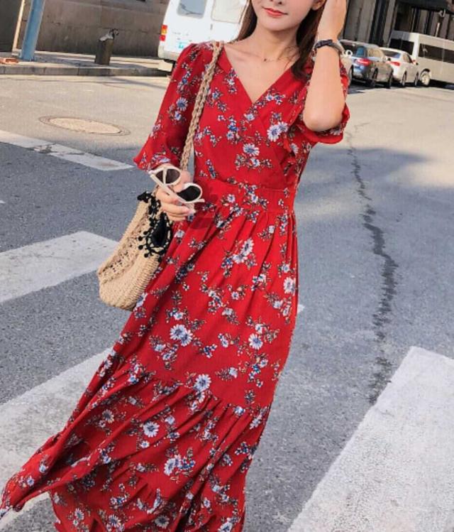 ワンピース 上着 人気 おすすめ おしゃれ お洒落 激安 安い 送料無料 プチプラ 半袖 Vネック ふわふわ ふんわり オーバーサイズ 柄 花柄 コットン 綿 プリント 着痩せ 体型カバー 可愛いの通販は