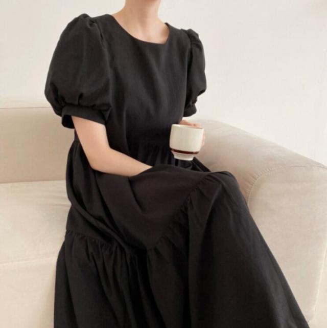 ワンピース 上着 人気 おすすめ おしゃれ お洒落 激安 安い 送料無料 プチプラ 半袖 ラウンドネック 丸首 ふわふわ パフスリーブ ふんわり Aライン 無地 可愛い かわいい 韓国 シンプルの通販は 6,980円