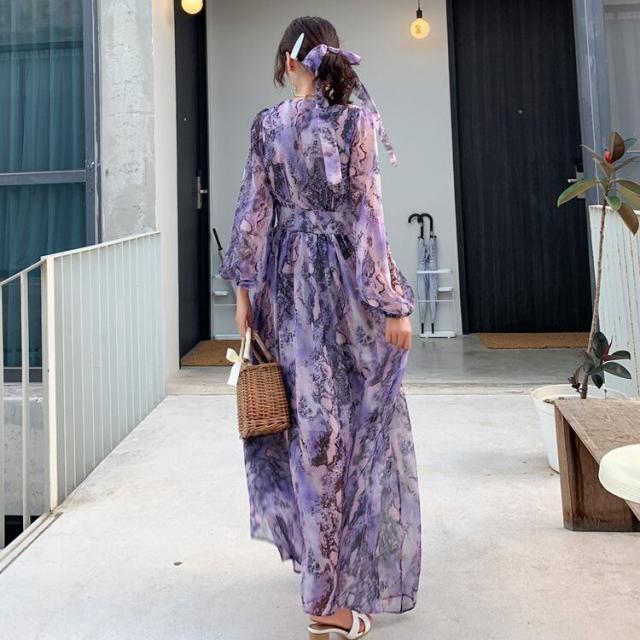 ワンピース 上着 人気 おすすめ おしゃれ お洒落 激安 安い 送料無料 プチプラ 長袖 ロング Vネック ウエスト マキシ ロングスカート フレア 柄 透け プリント リボン 春 スプリング サマー