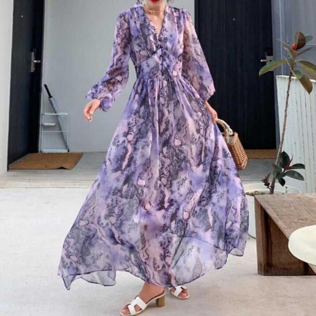 ワンピース 上着 人気 おすすめ おしゃれ お洒落 激安 安い 送料無料 プチプラ 長袖 ロング Vネック ウエスト マキシ ロングスカート フレア 柄 透け プリント リボン 春 スプリング サマー