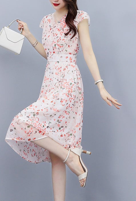 ワンピース ひざ丈ワンピ 半袖 シフォン 透け感 総柄 ワンピ 爽やか 爽やか レトロ 着痩せ トレンド デート服 モテ服 脚長効果 美脚 動きやすい 韓国 かわいい 可愛い リラックス きれいめ