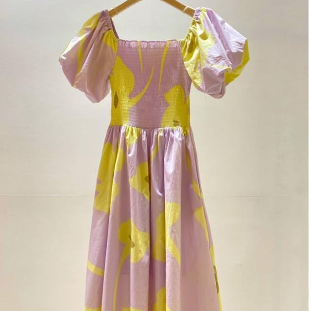 ワンピース 上着 人気 おすすめ おしゃれ お洒落 激安 安い 送料無料 プチプラ 半袖 スクエアネック ふわふわ パフスリーブ ふんわり Aライン 膝丈 柄 花柄 コットン 綿 プリント 可愛い