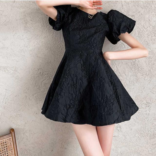 ワンピース 上着 人気 おすすめ おしゃれ お洒落 激安 安い 送料無料 プチプラ 半袖 ラウンドネック 丸首 ふわふわ パフスリーブ ふんわり Aライン 膝丈 ミニスカート 無地 コットン 綿の通販は 6,073円