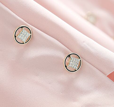 トップス パンツ アウター デート 袖あり 長袖 Uネック 襟なし フレア セミフレア スリム タイト 細身 ストレート ワイド スマート かわいい 大人可愛い きれいめ シンプル カジュアル 大人の通販は