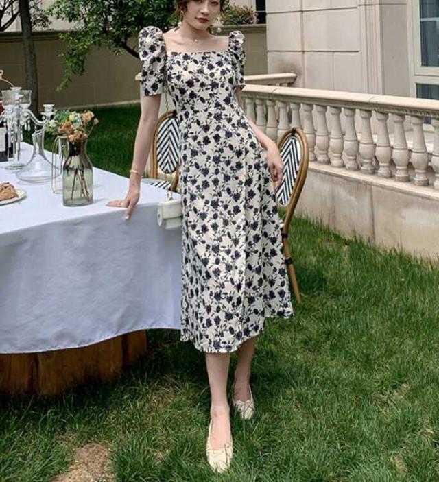 ワンピース 上着 人気 おすすめ おしゃれ お洒落 激安 安い 送料無料 プチプラ 半袖 スクエアネック 柄 プリント ウエスト スリット パフスリーブ ボリュームスリーブ フラワー 花柄の通販は 6,980円