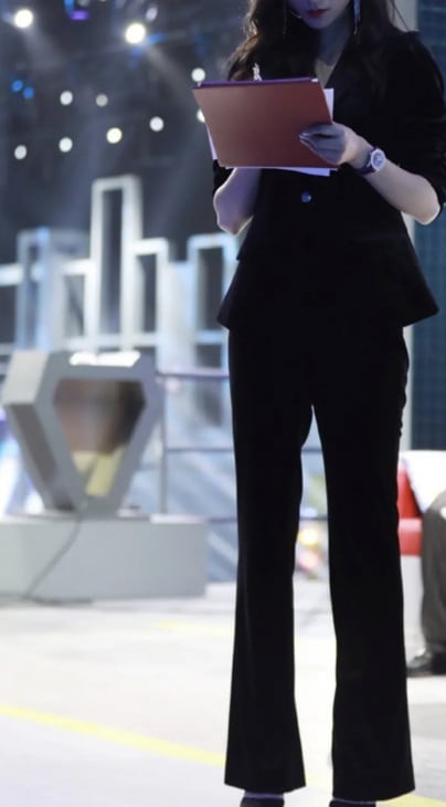 セットアップ ジャケット 上着 スーツ ロング丈 袖あり ベロア ベルベット 長袖 スラックス フレア センタープレス スリム タイト 上下セット 2点セット ツーピース かわいい 大人可愛い