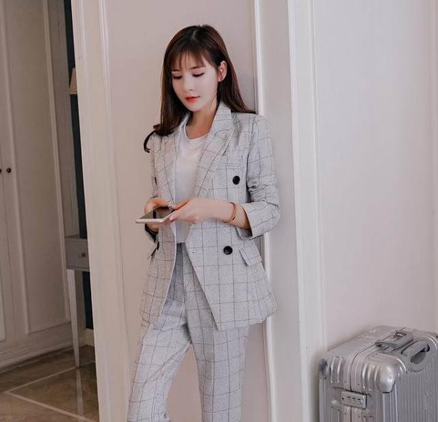 トップス パンツ アウター デート 袖あり 長袖 Uネック 襟なし フレア セミフレア スリム タイト 細身 ストレート ワイド スマート かわいい 大人可愛い きれいめ シンプル カジュアル 大人の通販は