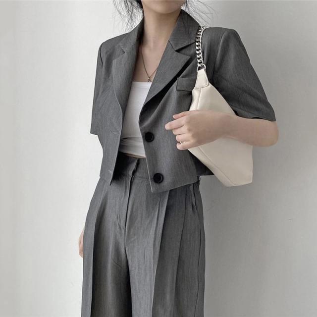 セットアップ ツーピース ２点セット 上下セット アンサンブル スーツ ショートジャケット クロップドジャケット テーラードジャケット 半袖 襟付き ボトムス パンツ ロング丈 ９分丈の通販は 6,980円