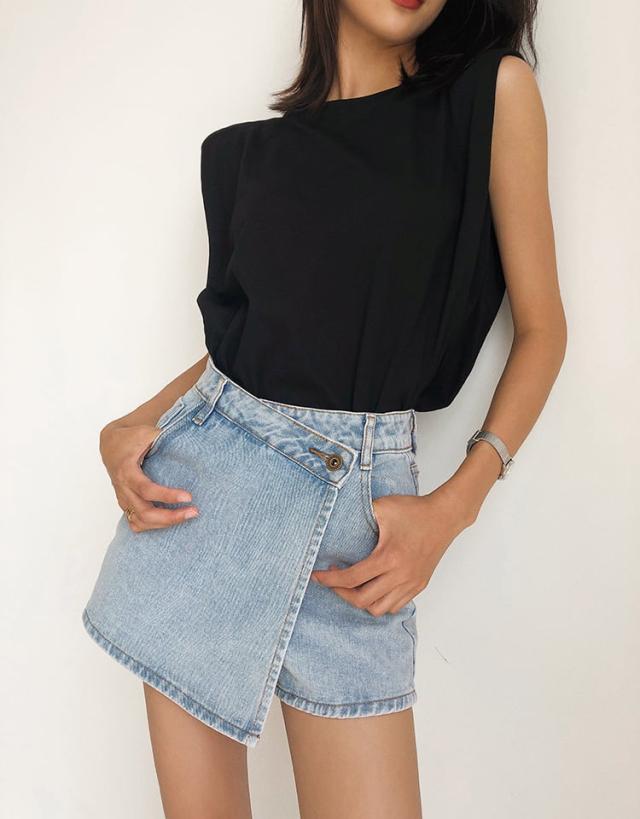 トップス Tシャツ カットソー 白トップス 袖なし ノースリーブ フレンチスリーブ ラウンドネック 大人可愛い きれいめ シンプル カジュアル 大人 上品 おしゃれ お洒落 かっこいいの通販は