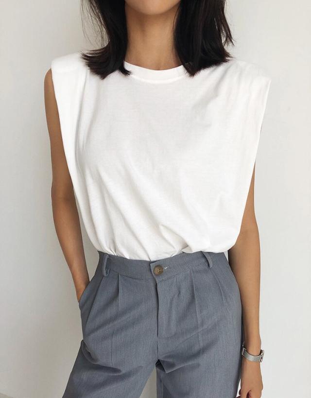 トップス Tシャツ カットソー 白トップス 袖なし ノースリーブ フレンチスリーブ ラウンドネック 大人可愛い きれいめ シンプル カジュアル 大人 上品 おしゃれ お洒落 かっこいいの通販は