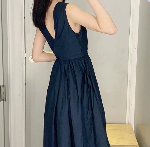 ワンピース デート 袖なし ノースリーブ Vネック 襟付き フレア スリム