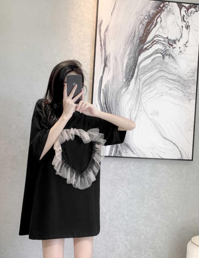 トップス Tシャツ カットソー 袖あり 半袖 クルーネック チュール ハートフリル ビッグシルエット オーバーサイズ  かわいい 大人可愛い きれいめ シンプル カジュアル おしゃれ 無地 春 夏の通販は