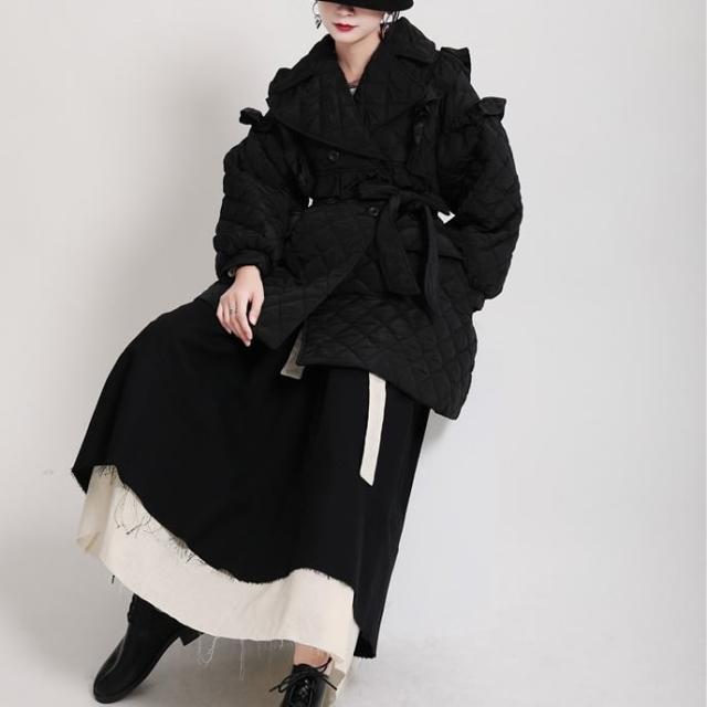 中綿コート レディース アウター キルティングジャケット 切り替え フリル 襟付き ダブルブレスト ノーカラー キルティング 薄手 マニッシュ 薄手 韓国風 幾何学模様  ロング丈 軽い 軽量