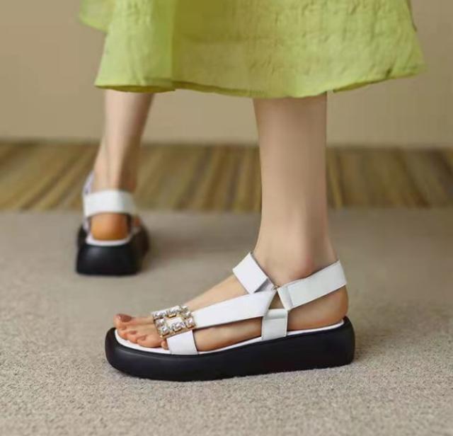 シューズ 靴 厚底 サンダル 3.5cm ヒール スポーツサンダル スクエアビジュー 無地 プラットホーム スポーティ かわいい 大人可愛い きれいめ シンプル カジュアル 大人 おしゃれ お洒落