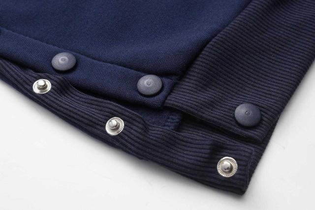 トップス トレーナー スウェット 袖あり 長袖 ラウンドネック スリット サイドスリット かわいい 大人可愛い シンプル カジュアル 大人 おしゃれ お洒落 かっこいい レトロ 大人可愛いの通販は トップス トレーナー スウェット 袖あり 長袖 ラウンドネック スリット サイドスリット かわいい 大人可愛い シンプル カジュアル 大人 おしゃれ お洒落 かっこいい レトロ 大人可愛いの通販は