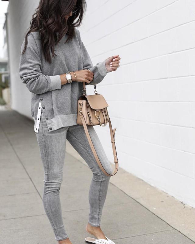 トップス トレーナー スウェット 袖あり 長袖 ラウンドネック スリット サイドスリット かわいい 大人可愛い シンプル カジュアル 大人 おしゃれ お洒落 かっこいい レトロ 大人可愛いの通販は トップス トレーナー スウェット 袖あり 長袖 ラウンドネック スリット サイドスリット かわいい 大人可愛い シンプル カジュアル 大人 おしゃれ お洒落 かっこいい レトロ 大人可愛いの通販は