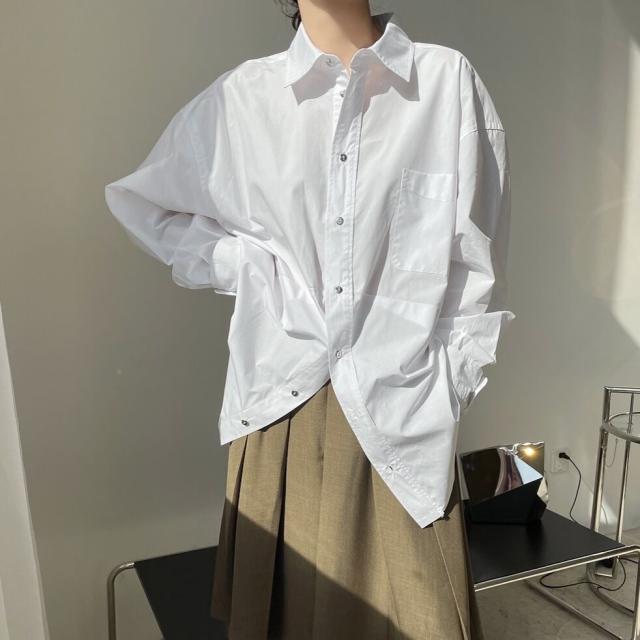 トップス シャツ ブラウス 袖あり 長袖 襟付き 大人可愛い ニュアンスカラー ビッグシルエット オーバーサイズ スナップボタン きれいめ シンプル カジュアル 大人 上品 おしゃれ お洒落