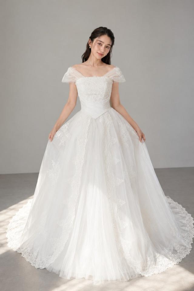 銀座クチュールナオコ GINZA COUTURE NAOCO プリンセスライン ウェディングドレス ホワイト 白