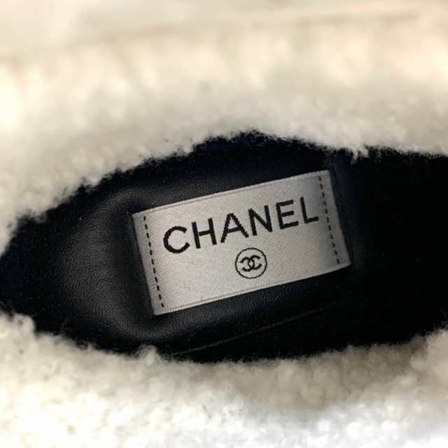 シャネル CHANEL ブーツ ショートブーツ 靴 シューズ ムートン ホワイト ブラック ボア　ココマーク ロゴ｜au PAY マーケット