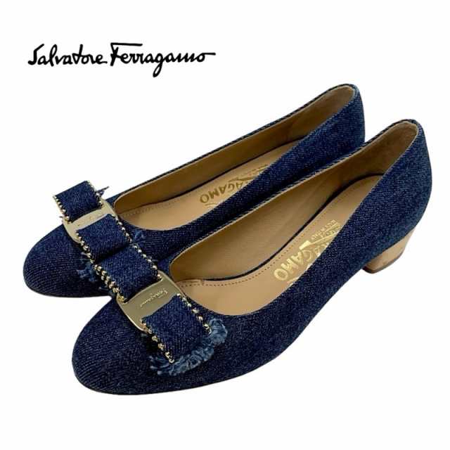 フェラガモ FERRAGAMO ヴァラ パンプス 靴 シューズ リボン スタッズ デニム コルク ブルーの通販は 37,400円