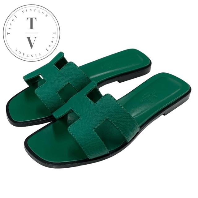 エルメス HERMES オラン サンダル 靴 シューズ レザー グリーン フラットサンダル ミュールの通販は