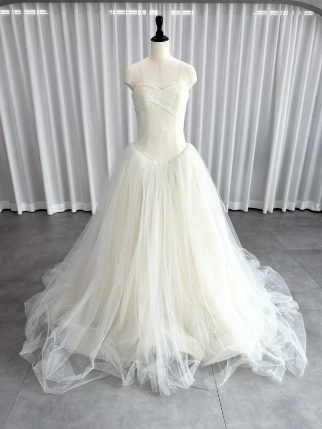 ヴェラウォン VERA WANG BRIDE バレリーナ Ballerina プリンセスライン ウェディングドレス アイボリー 白 ファーストオーナー チュール