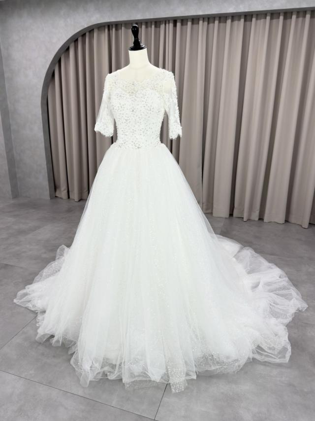 美品◎cocomelody ウェディングドレス エンパイヤ ビジュー 結婚式 美品◎cocomelody ウェディングドレス エンパイヤ ビジュー 結婚式