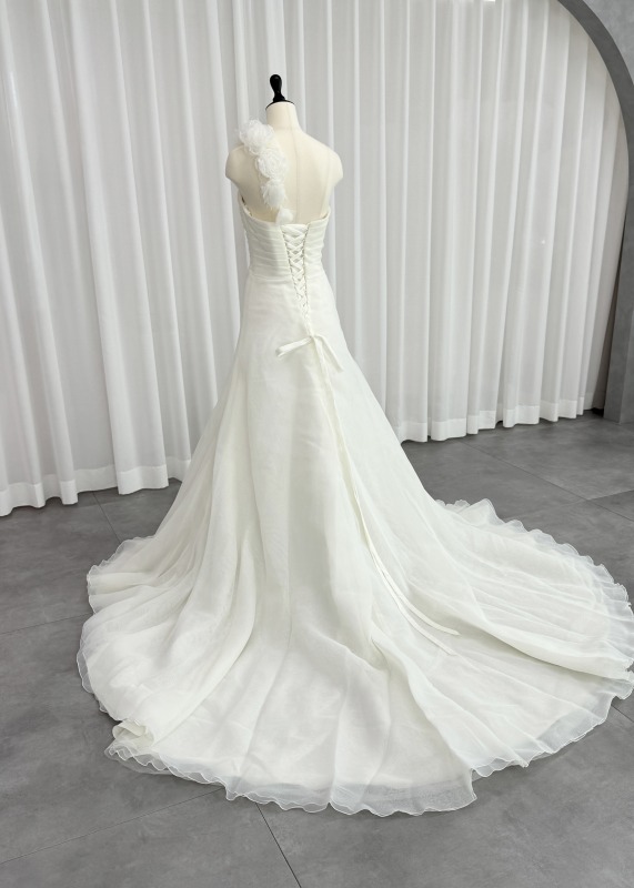 インポートドレス　White One Aライン インポートドレス White One Aライン