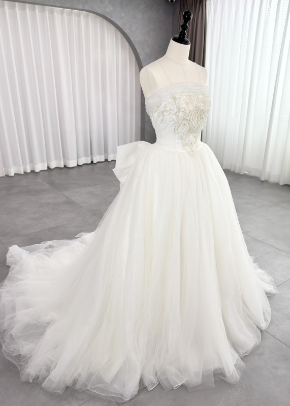 リソルロイヤル Resoll  LUANA -1 プリンセスライン ウェディングドレス ホワイト ファーストオーナー チュール バックリボン