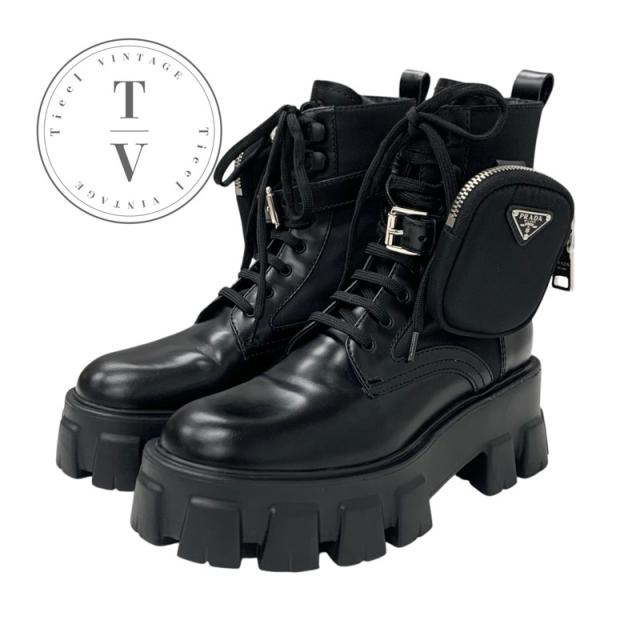 プラダ ショートブーツ 黒 24AW】モノリス ブラッシュドレザー