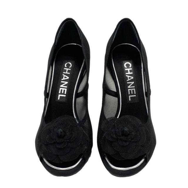 シャネル CHANEL パンプス 靴 シューズ メッシュ ファブリック ブラック 黒 ゴールド ココマーク カメリア パーティーシューズ_1