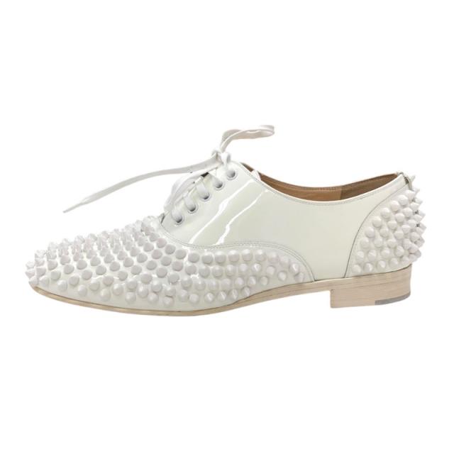 クリスチャンルブタン Christian Louboutin FREDDY FLAT フラットシューズ 靴 シューズ パテント ホワイト 白 レースアップシューズ スパイク クリスチャンルブタン Christian Louboutin FREDDY FLAT フラット