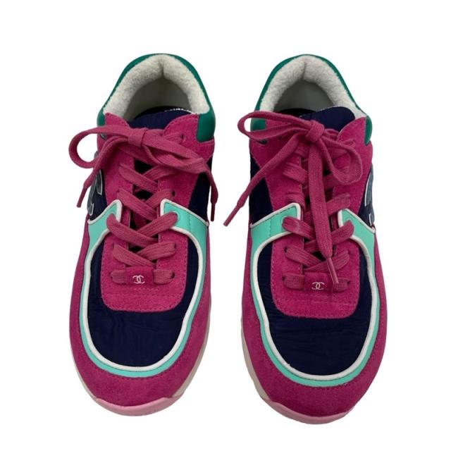 CHANEL スニーカー　限定色　スエード ピスタカラー　シューズ CHANEL スニーカー 限定色 スエード ピスタカラー シューズ