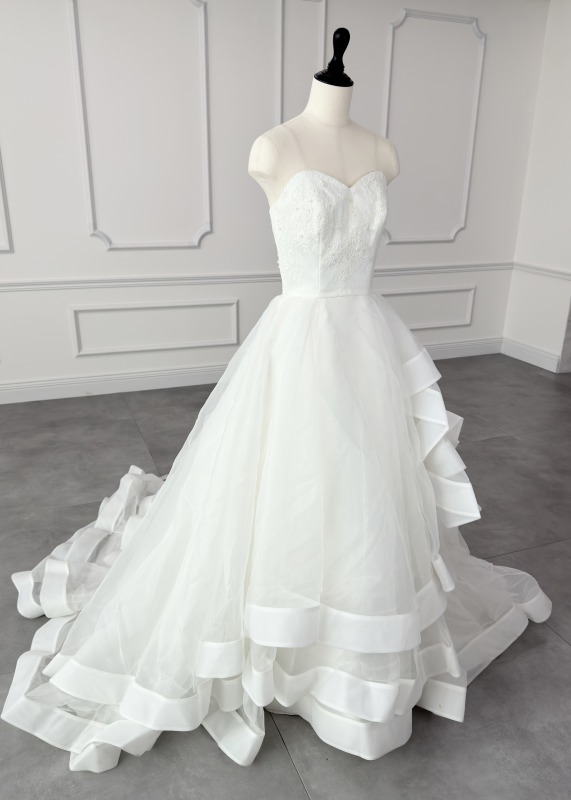 リソルロイヤル Resoll  ベルサンディ VERTHANDISETBO Aライン ウェディングドレス ホワイト ファーストオーナー ハートカット リソルロイヤル Resoll Royal ベルサンディ VERTHANDISETBO Aライン