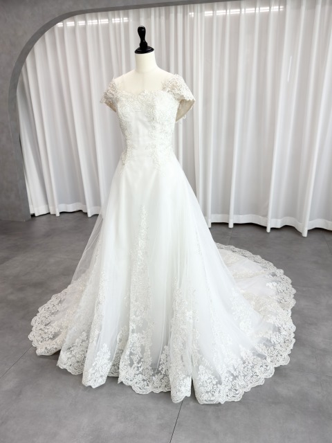 カツラユミ KATURAYUMI Aライン ウェディングドレス ホワイト 白