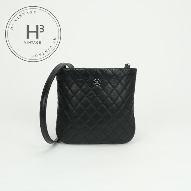 シャネル CHANEL ユニフォーム バッグ ショルダーバッグ カーフスキン ブラック 黒 シルバー金具 チェーンショルダーバッグ