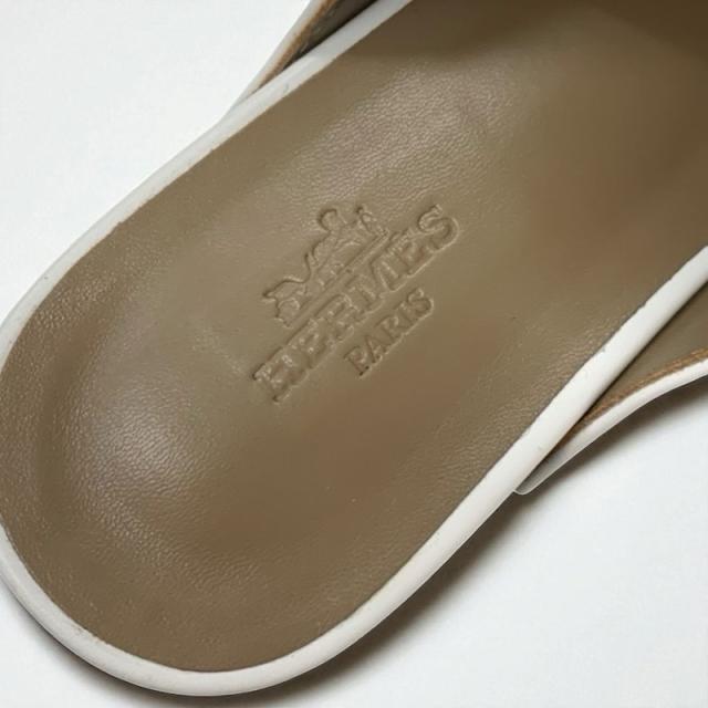 エルメス HERMES カルロッタ サンダル 靴 シューズ レザー ホワイト 白 シルバー ケリー金具 サボ ミュール_6