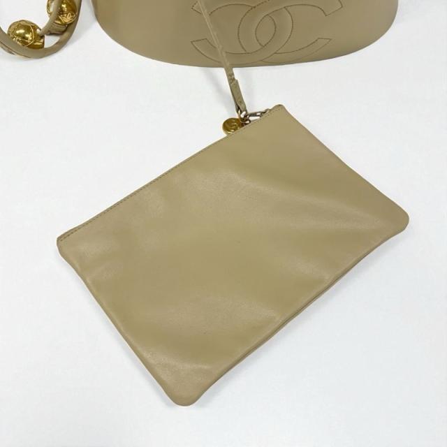シャネル CHANEL バッグ ショルダーバッグ ラムスキン ベージュ
