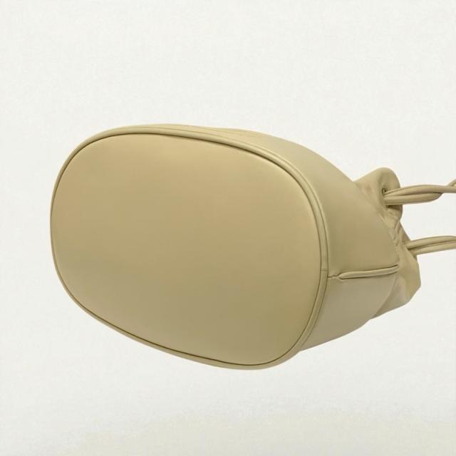 シャネル CHANEL バッグ ショルダーバッグ ラムスキン ベージュ