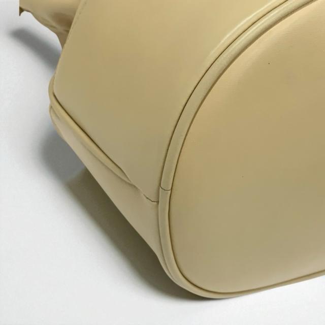 シャネル CHANEL バッグ ショルダーバッグ ラムスキン ベージュ