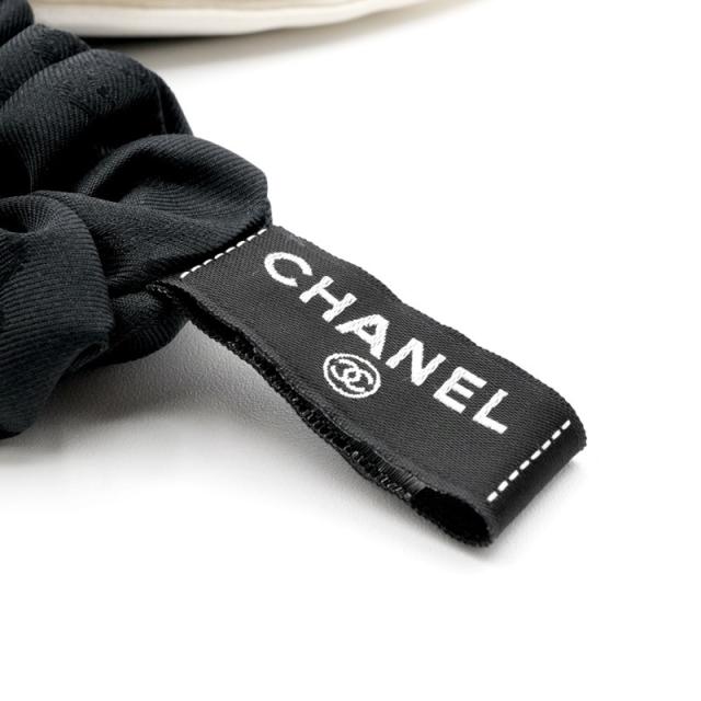 シャネル CHANEL ヘアアクセサリー シルク ブラック ホワイト ココ