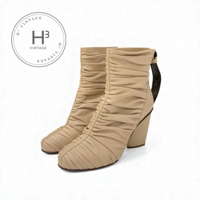 ルイヴィトン LOUIS VUITTON オリンピアライン モノグラム ブーツ ショートブーツ 靴 シューズ レザー ベージュ ブラウン 未使用 LVロゴ