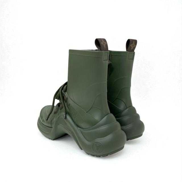 ルイヴィトン LOUIS VUITTON アークライトライン ブーツ ショート