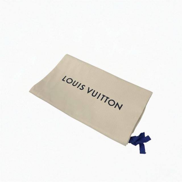 ルイヴィトン LOUIS VUITTON 影ぼうし生産ライン モノグラム ブーツ 遊撃手ブーツ 靴 シューズ なめし革 黒いこと 赤銅色