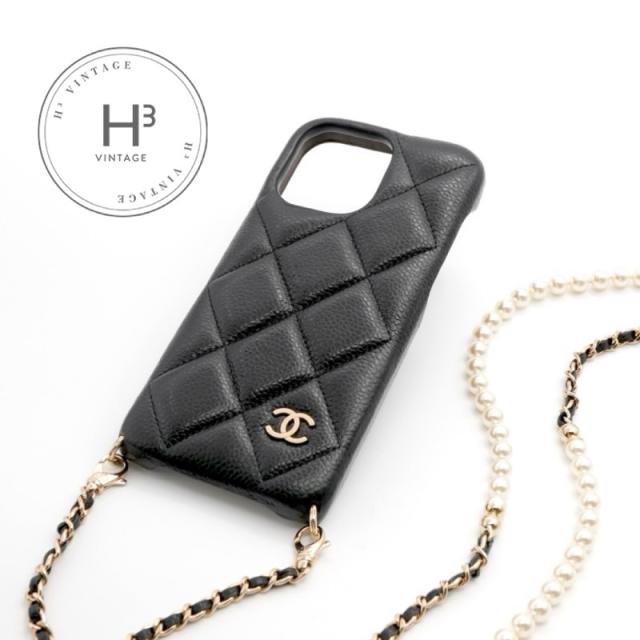 シャネル CHANEL 携帯・スマホアクセサリー ブラック ゴールド ココマーク マトラッセ iPhone15proMAX iPhoneケース チェーン パール 81,978円