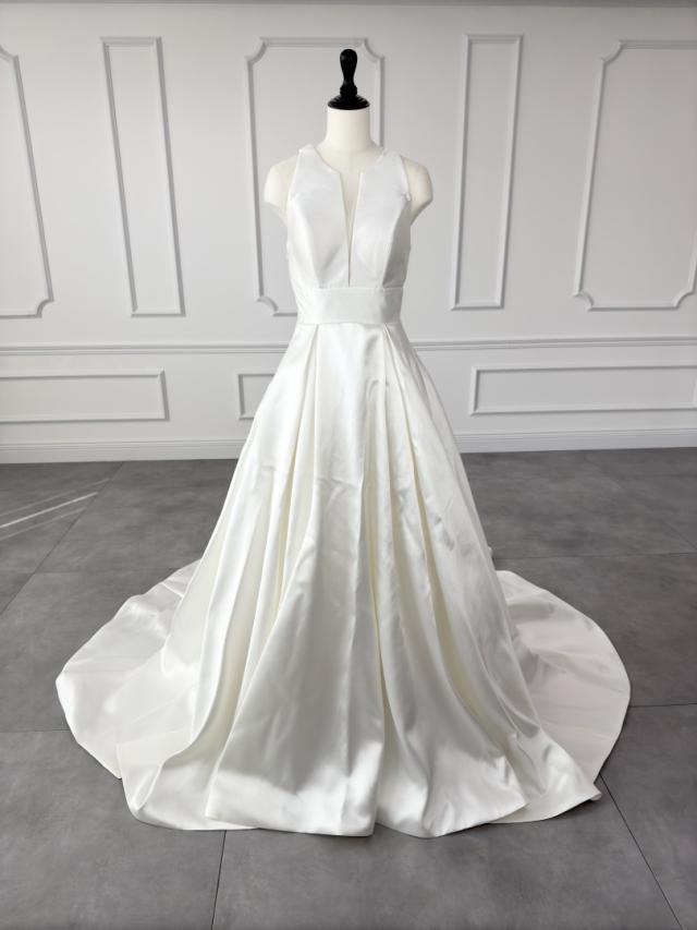 ニコルミラノ NICOLE MILANO Aライン ウェディングドレス ホワイト 白 ファーストオーナー