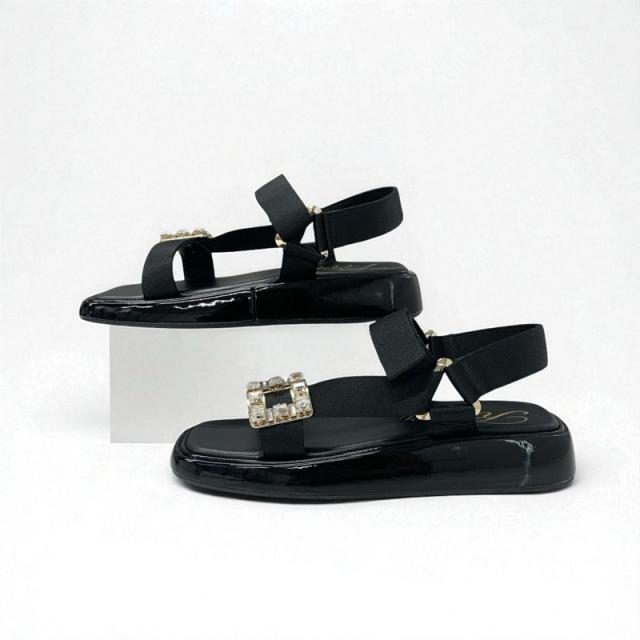 ロジェヴィヴィエ Roger Vivier サンダル 靴 シューズ パテント