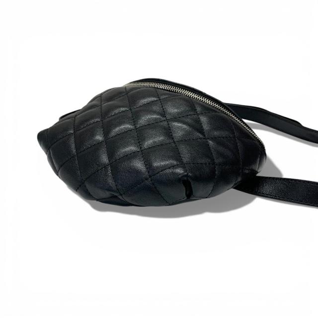シャネル CHANEL バッグ ウエストポーチ ボディバッグ ラムスキン
