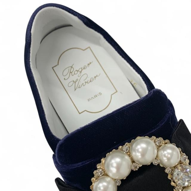 ロジェヴィヴィエ Roger Vivier スニーカー 靴 シューズ ベロア サテン ネイビー ブラック スリッポン パール ビジュー_6